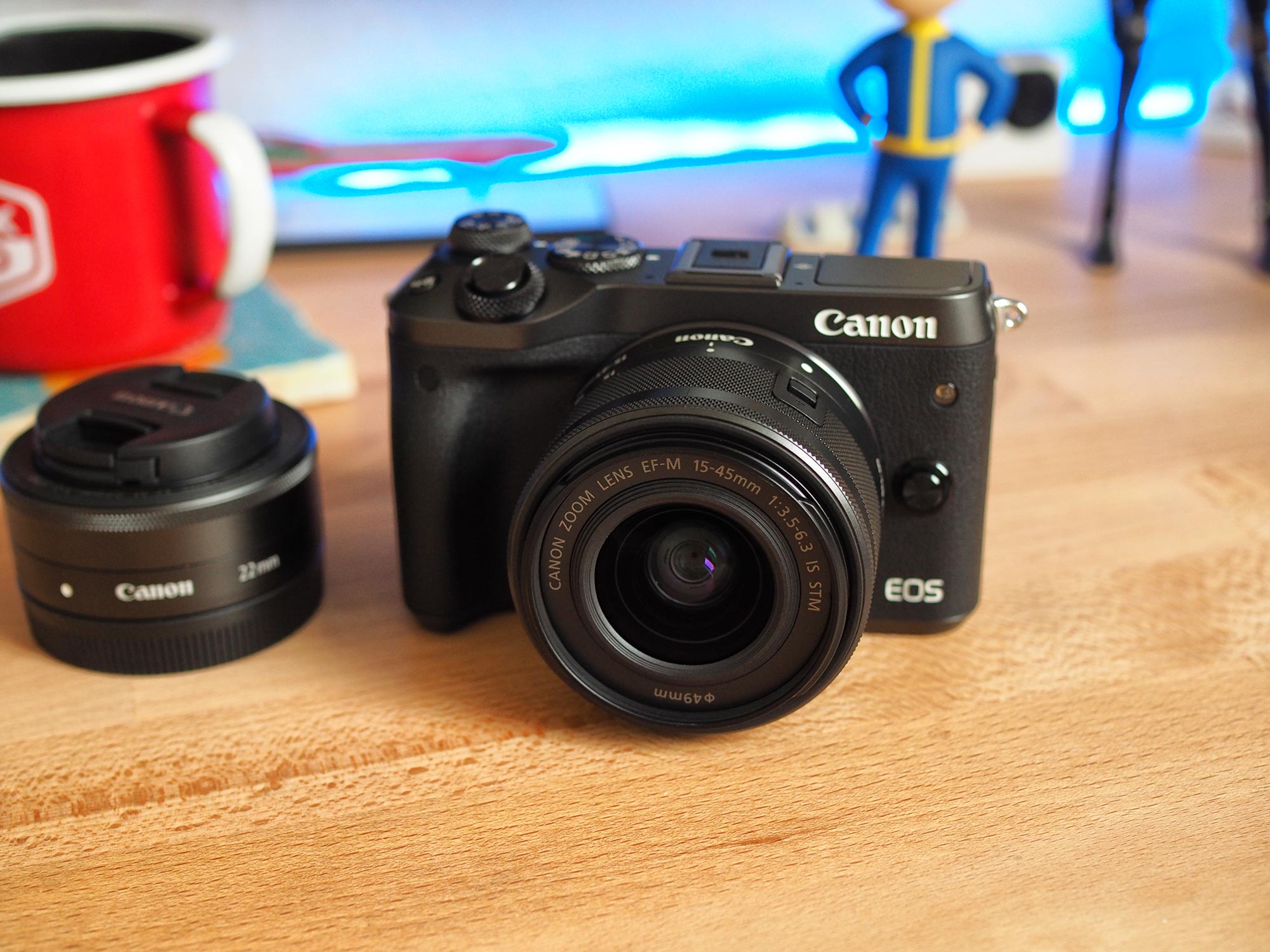 Canon EOS M6