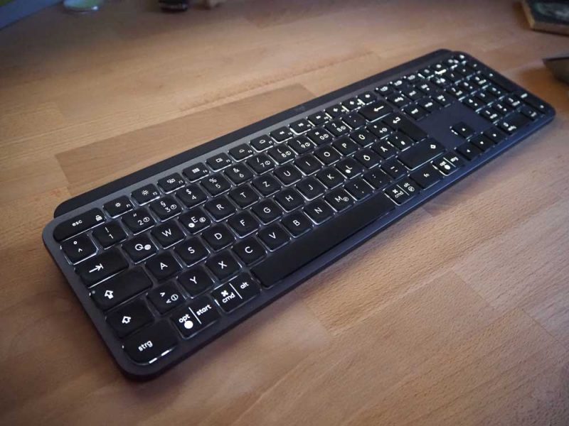 Logitech MX Keys mit Beleuchtung