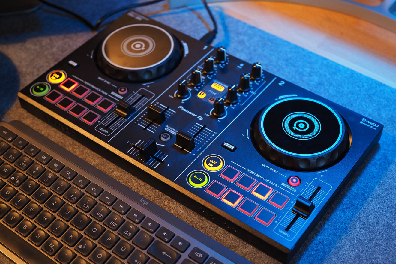 Pioneer DDJ200 Smart DJController Stuffblog