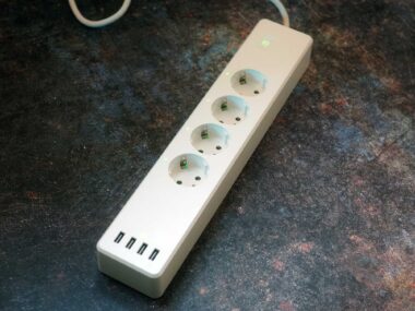 Hama WiFi Steckdosenleiste 4-fach